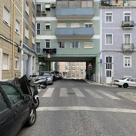 Great New Flat Close To Alameda Apartment